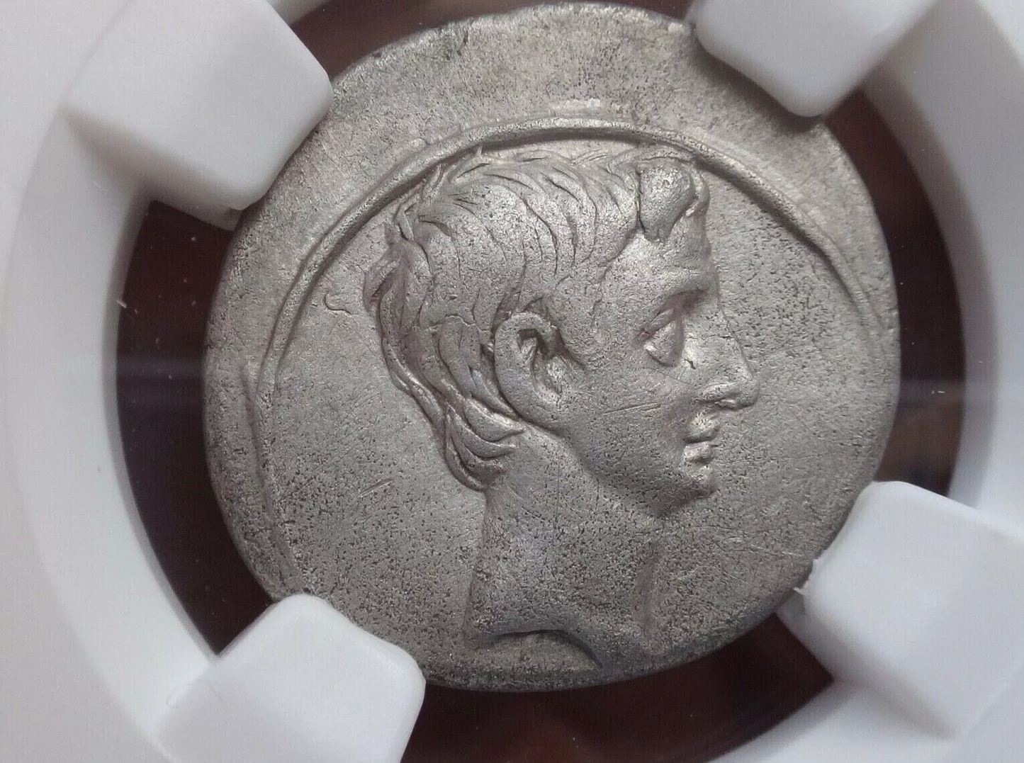 NGC Ch VF 5/5-2/5 Octavian(Augustus), 44-27 BC. Denarius, "Curia Julia". Rare!