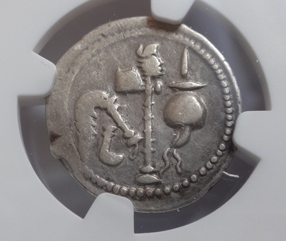 NGC VF 4/5- 3/5 Julius Caesar, d.44 BC Roman Imperatorial AR Denarius