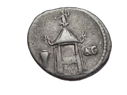 Roman Republic. Q. Cassius Longinus AR Denarius. Rome, 55 BC. Rome mint.