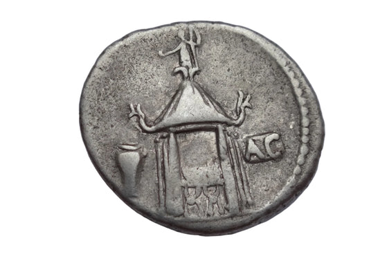 Roman Republic. Q. Cassius Longinus AR Denarius. Rome, 55 BC. Rome mint.