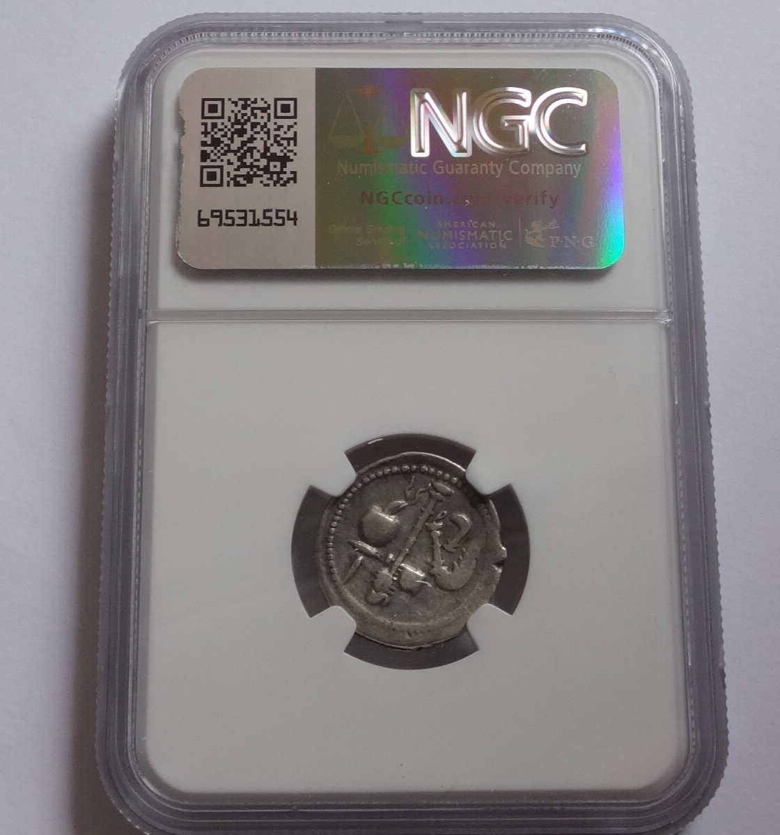 NGC VF 4/5- 3/5 Julius Caesar, d.44 BC Roman Imperatorial AR Denarius