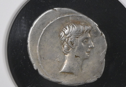 NGC VF 5/5- 3/5 Octavian 35/4 BC (Augustus) Roman Imperatorial AR Denarius