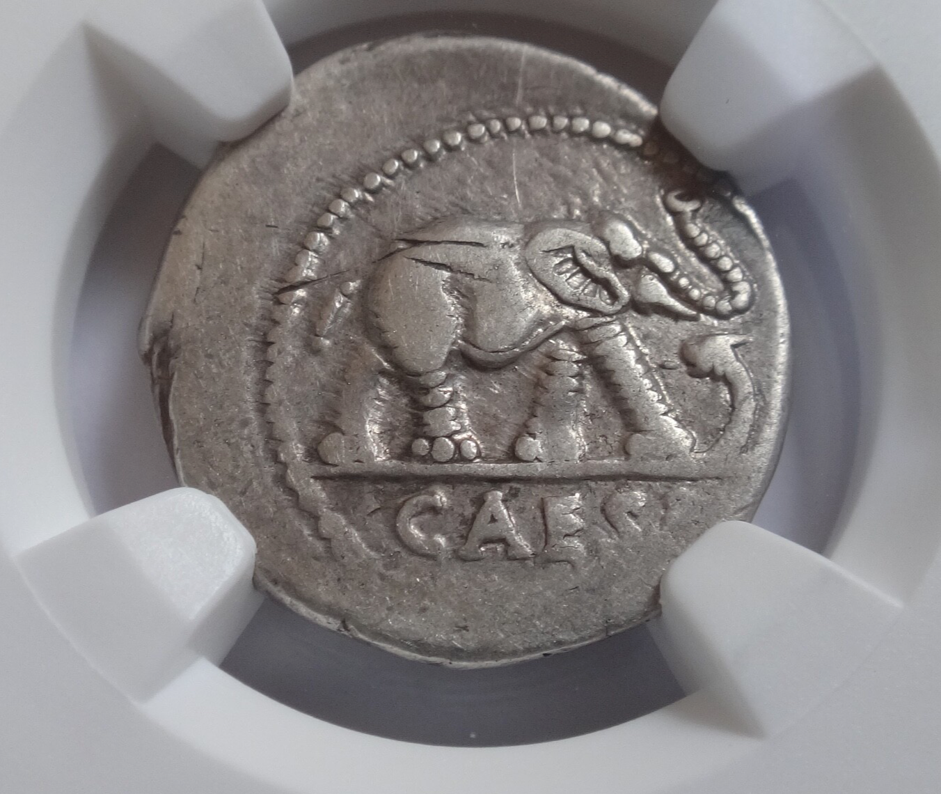 NGC VF 4/5- 3/5 Julius Caesar, d.44 BC Roman Imperatorial AR Denarius
