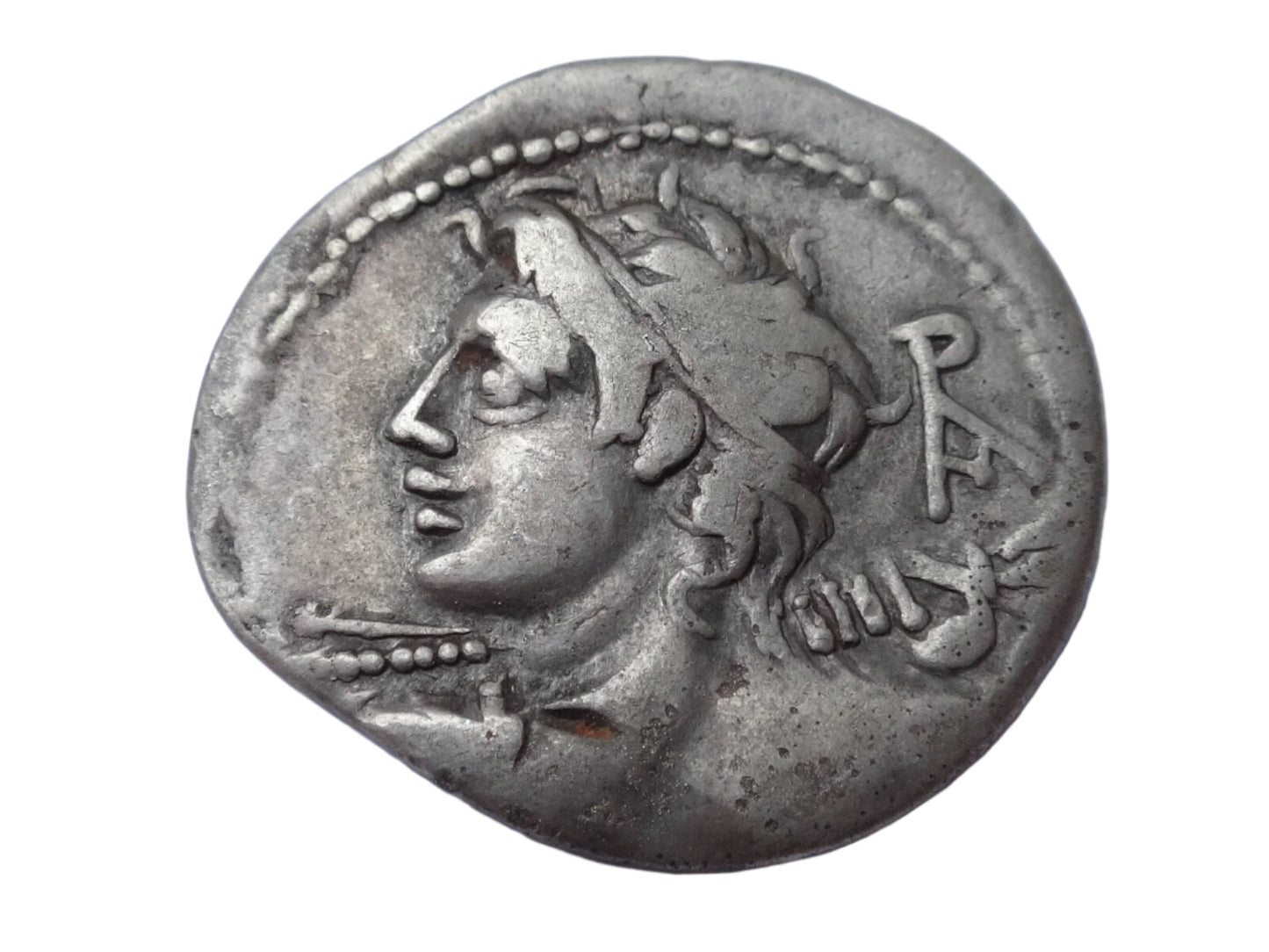 Lucius Caesius, 112-111 BC. Rome. AR Denarius