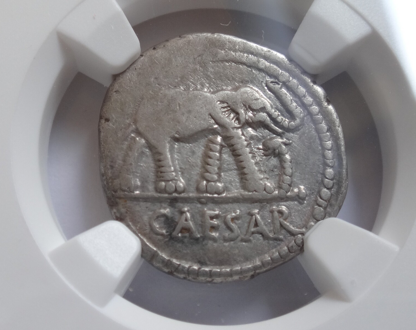 NGC VF 3/5- 2/5 Julius Caesar, d.44 BC ROMAN IMPERATORIAL AR Denarius