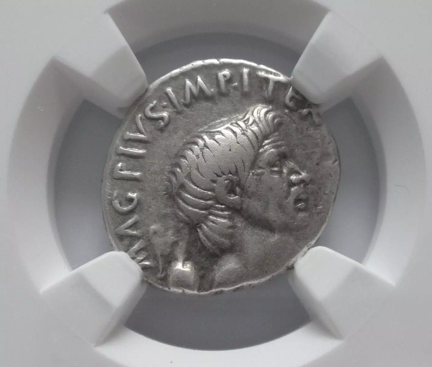 NGC VF 3/5- 4/5 Pompey Magnus, d.48 BC Roman Imperatorial AR Denarius